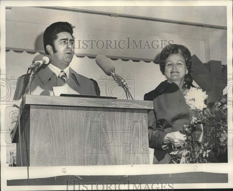 Load image into Gallery viewer, 1973 Press Photo Christening of the Mission Exploration - nob68611

