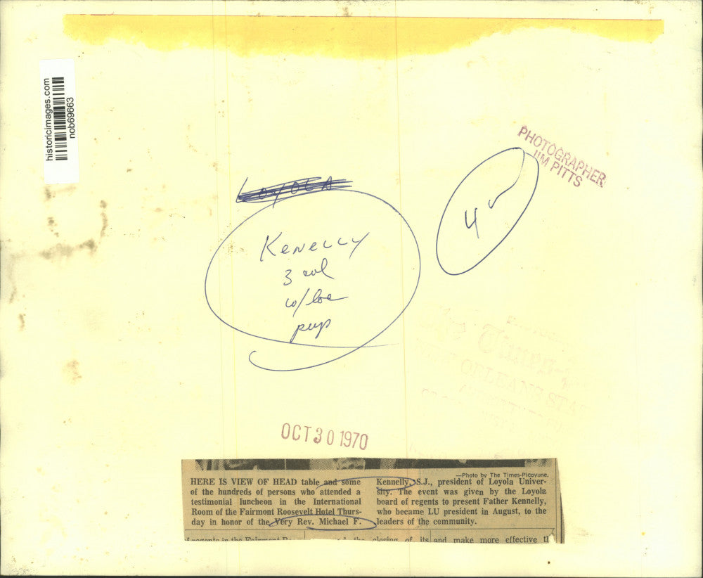 1970 Press Photo Very Rev. Michael Kennelly & others at Loyola University event