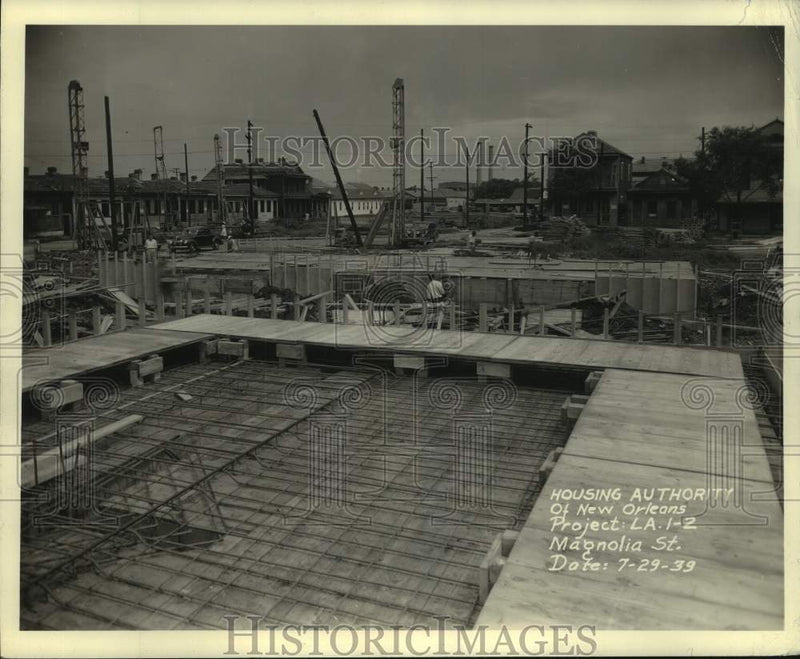 Load image into Gallery viewer, 1939 Press Photo End view of forming &amp; steel reinforcing in Building F-44 Freret
