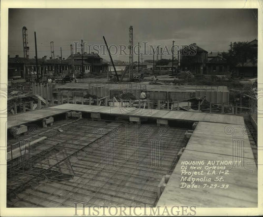 1939 Press Photo End view of forming & steel reinforcing in Building F-44 Freret