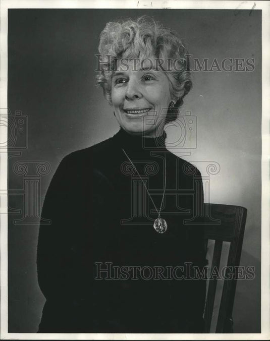 1971 Press Photo Mrs. Lawrence M. Luc, President, Old Ursuline Convent Guild