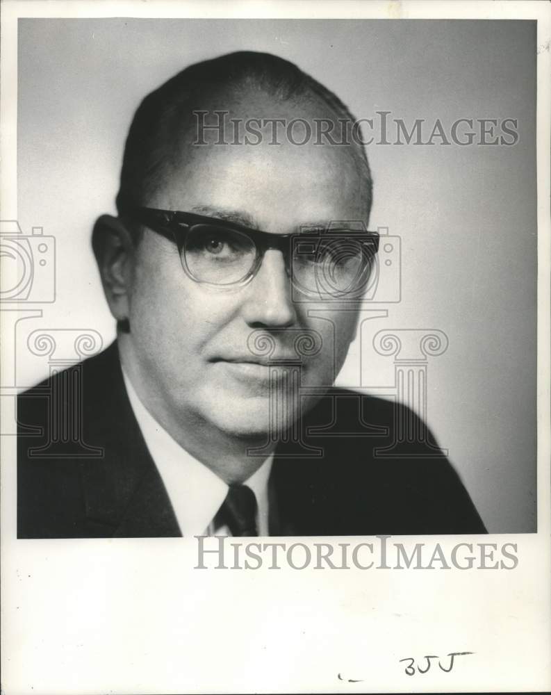 1966 Press Photo Walter MacAdam, Institute of Electrical & Electronic Engineers