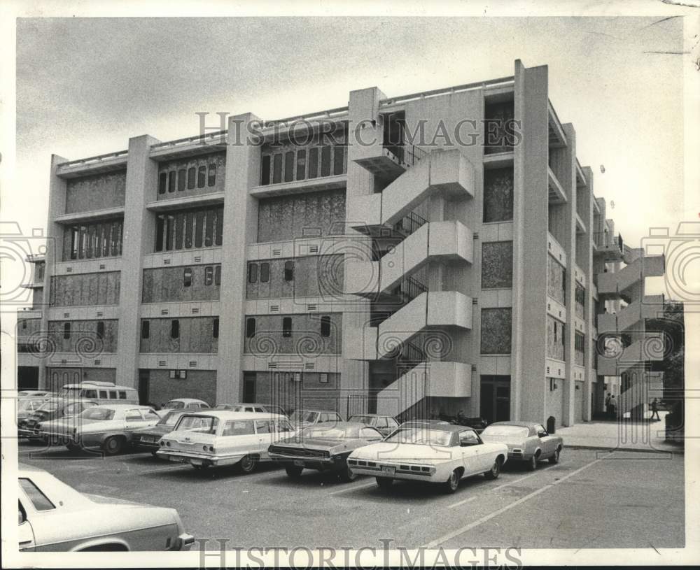 1974 Press Photo Loyola University Science Complex- To be demolished- Historic Images