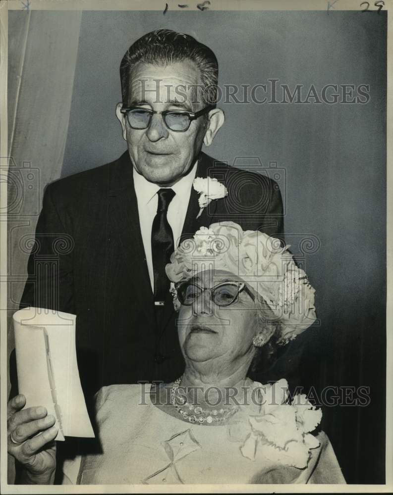 Load image into Gallery viewer, 1967 Press Photo Mr. &amp; Mrs. Carlo Maniglia Celebrate 50th Wedding Anniversary
