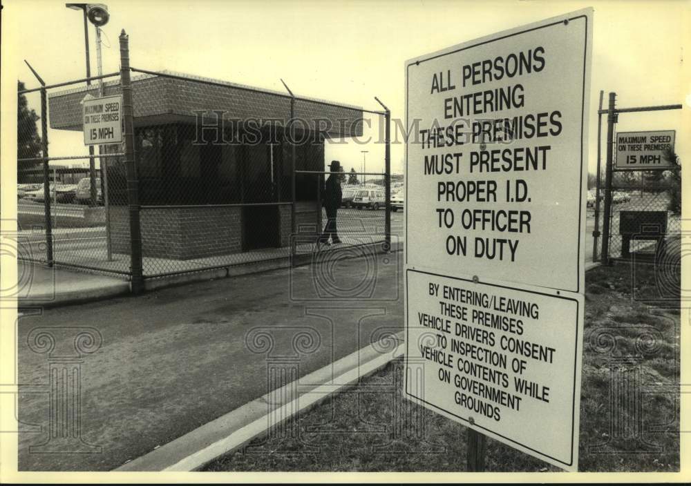 1990 Press Photo IRS&#39; Martinsburg Computing Center in Martinsburg - nob74548