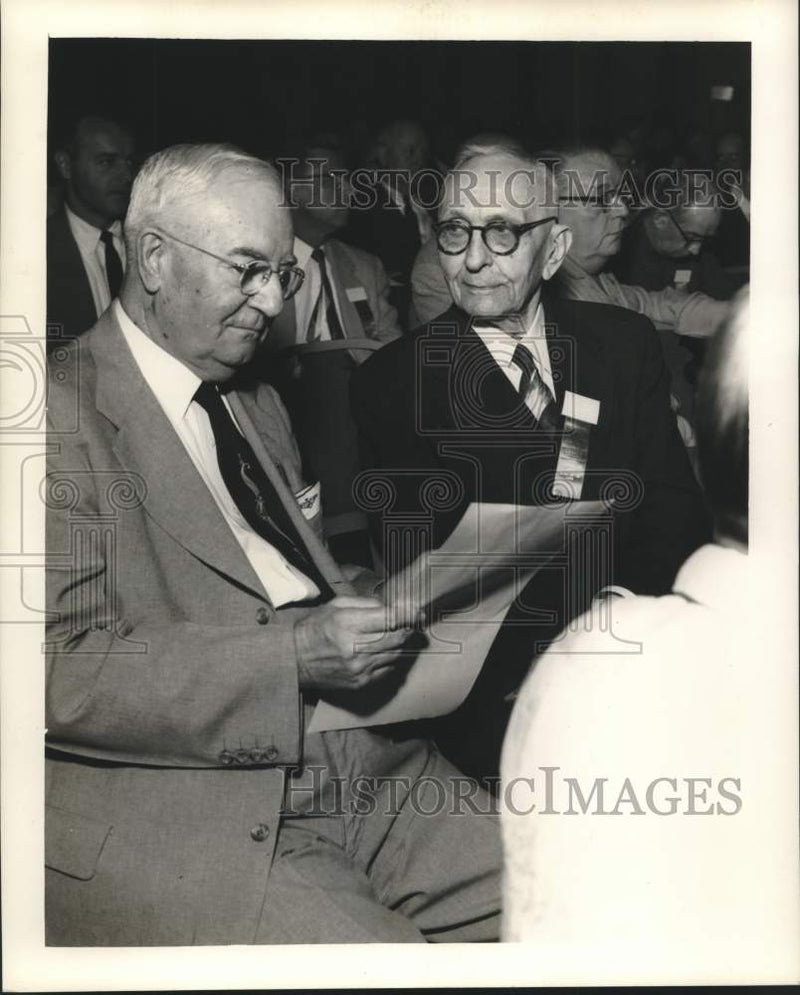 Load image into Gallery viewer, 1956 Press Photo William Gotschall of Savings &amp; Loan and Dean C.A. Ives of LSU
