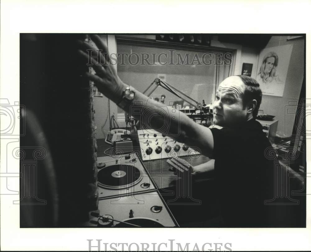 1979 Press Photo Bruce Kramer, Disc Jockey at WWL - Historic Images