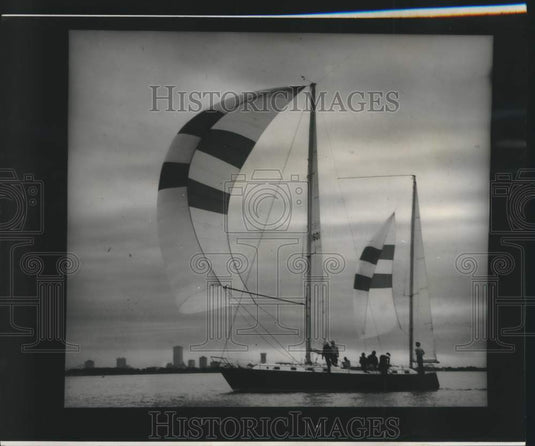 1973 Press Photo Surveyor's transit is used to check vessel's rib alignment