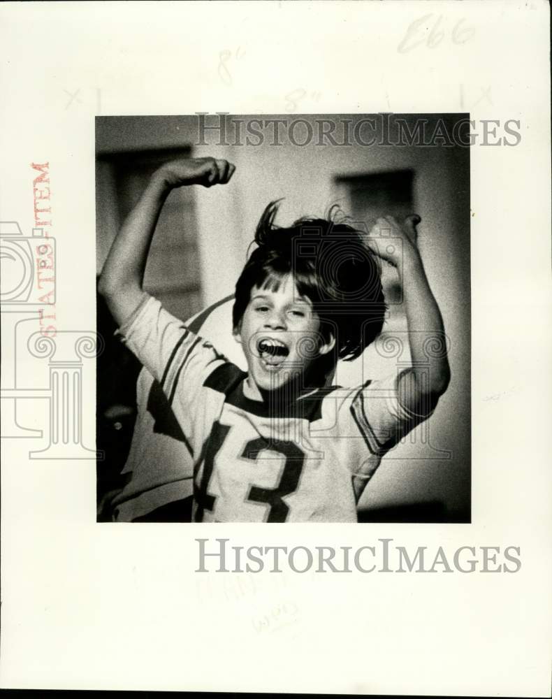 1978 Press Photo Child Jumps With Joy At Madonna Manor- Historic Images