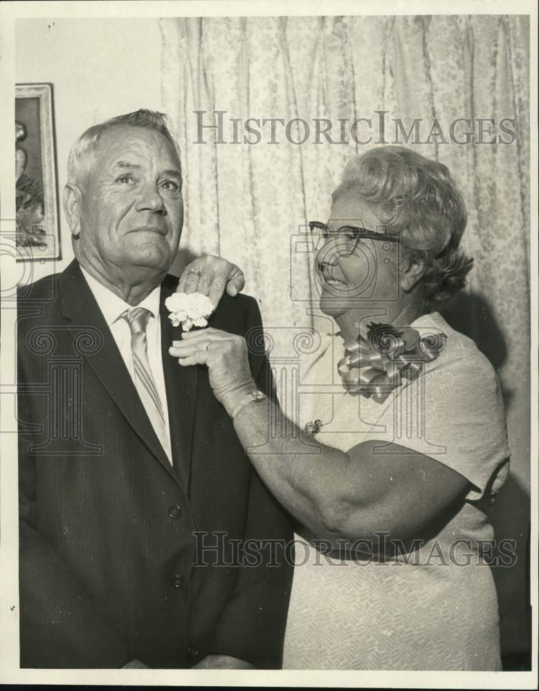 1972 Press Photo Mr and Mrs Philip Marchand celebrate 50th wedding anniversary- Historic Images