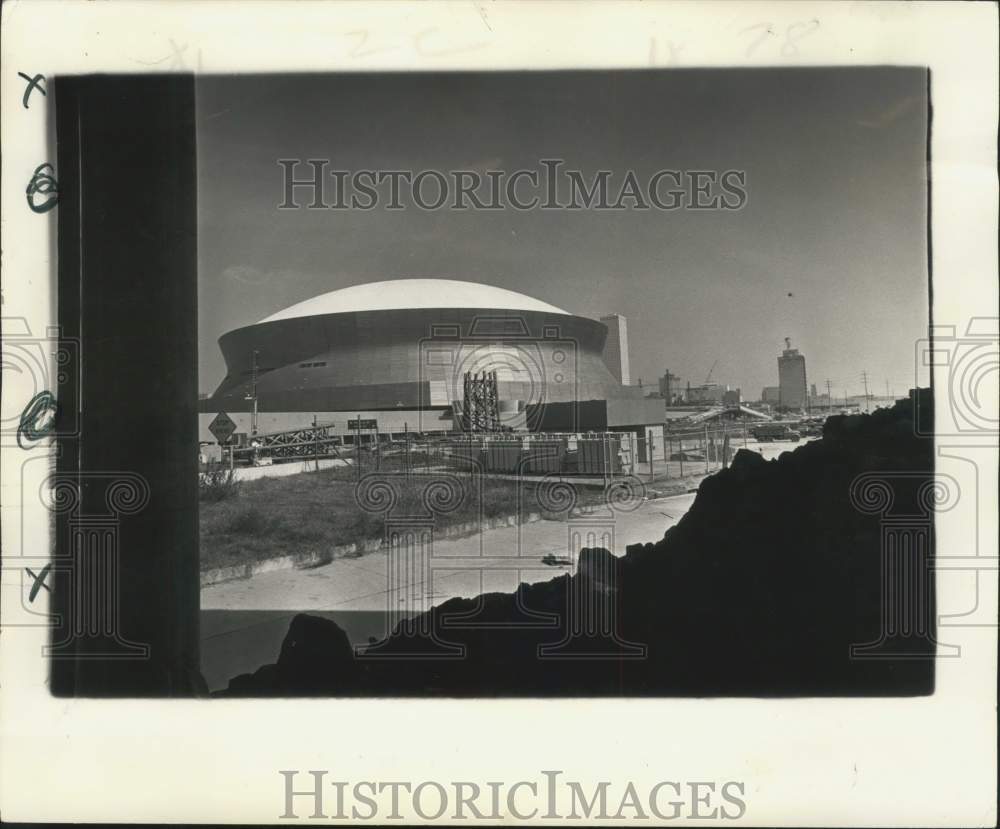 1974 Press Photo View of the Louisiana Superdome during construction- Historic Images