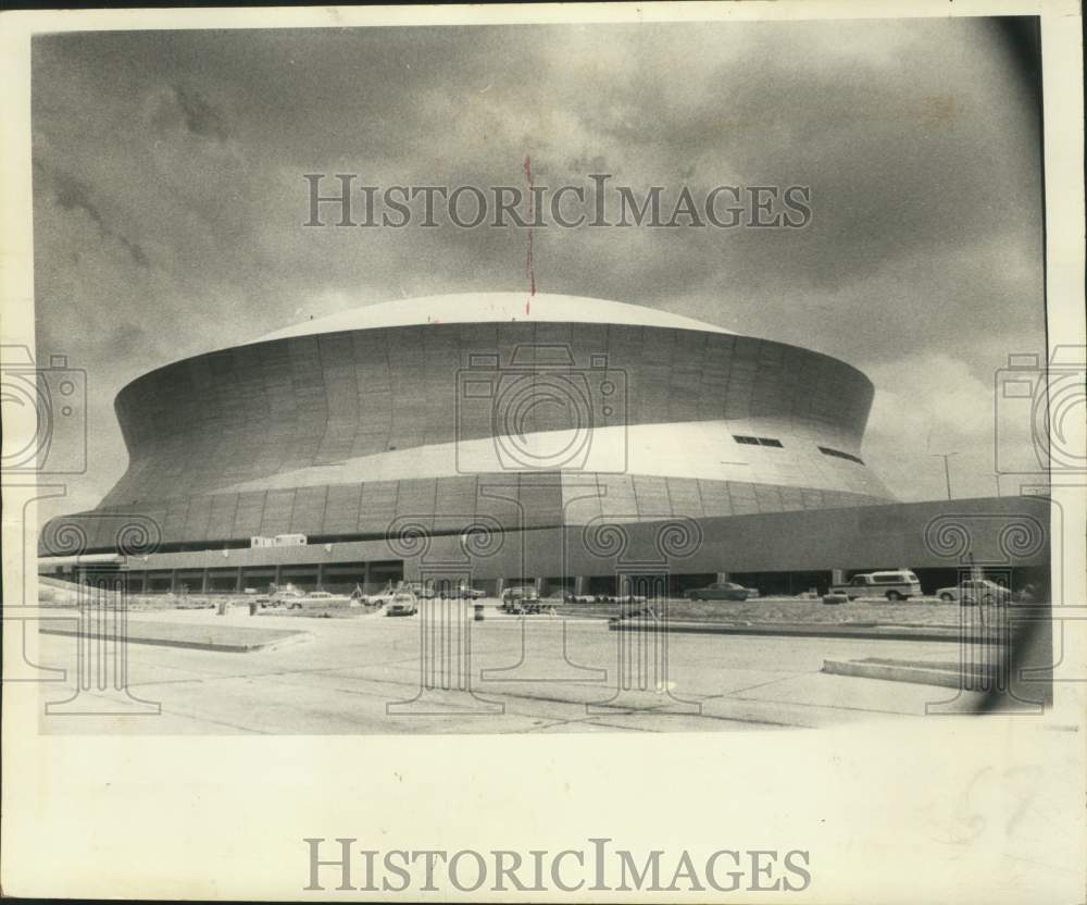 1974 Press Photo View of the Louisiana Superdome nearing its final form- Historic Images