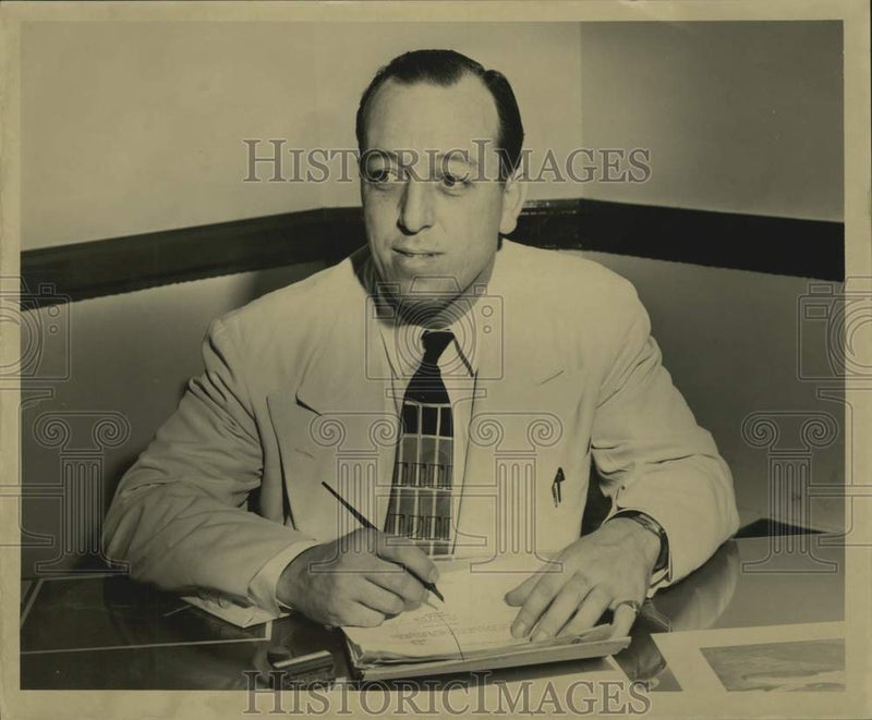 Load image into Gallery viewer, 1964 Press Photo John J. Matassa - nob77577
