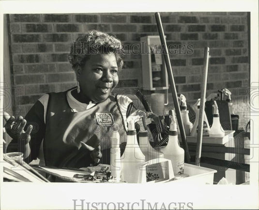 1987 Press Photo Audrey Mathes, a maid at the Best Western Motel - nob77751