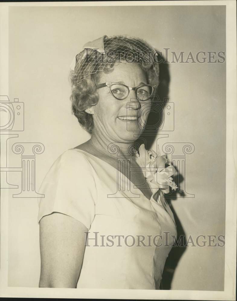 Load image into Gallery viewer, 1967 Press Photo Johnnie McDaniel, president of Assembly of Nurse Anesthetists
