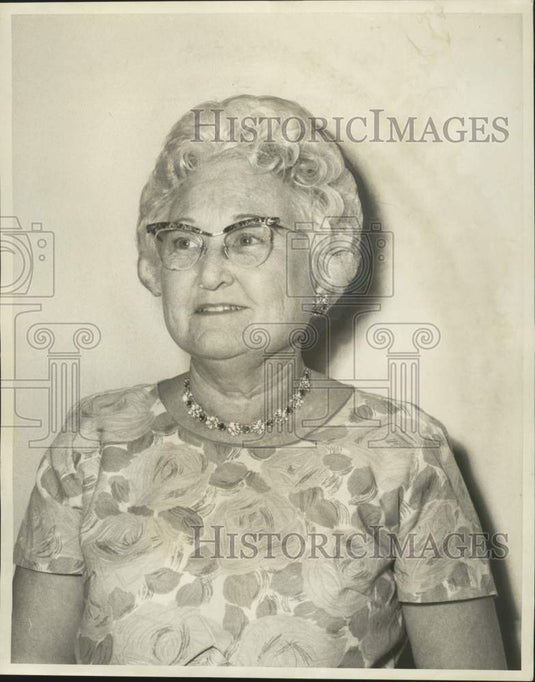 1968 Press Photo Mrs. J.A. McCarthy, president of Touro Shakespeare Guild