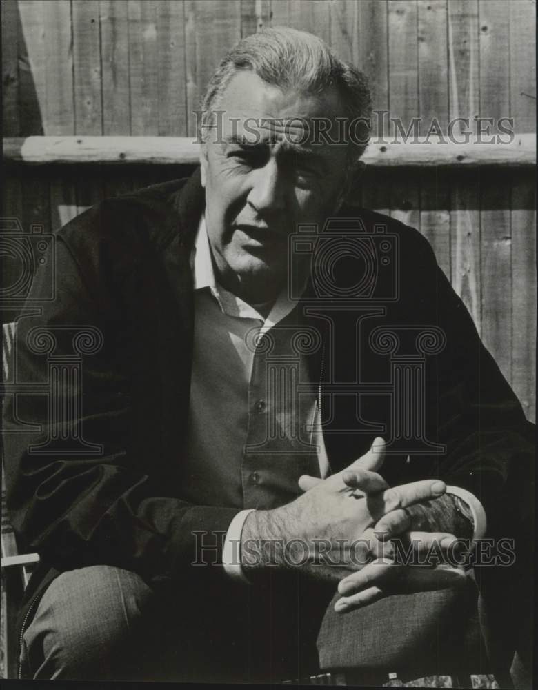 1970 Press Photo Poet Eugene McCarthy wrote &quot;Other Things and the Aardvark&quot;