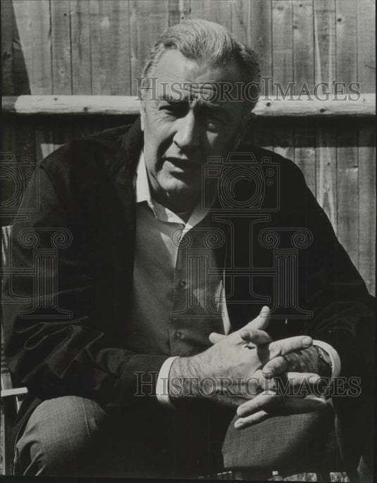 1970 Press Photo Poet Eugene McCarthy wrote "Other Things and the Aardvark"