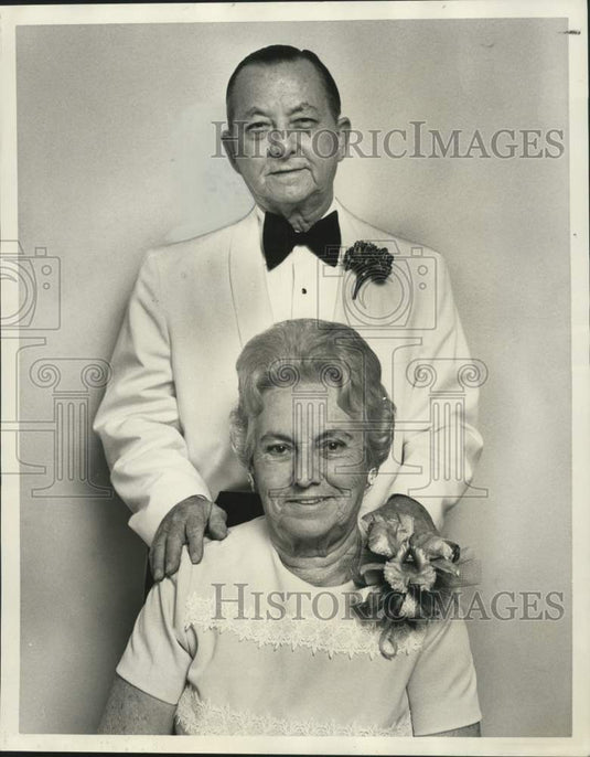 1972 Press Photo Mr. & Mrs. Robert V. Markey celebrate 50th wedding anniversary