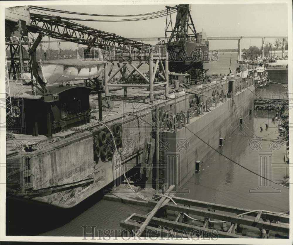1960 Press Photo McDermott Drydock, Bayou Boeuf - nob79970