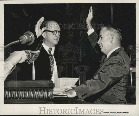 1956 Press Photo Chief Justice J.B. Fournett & Secretary McGeorge - nob79978