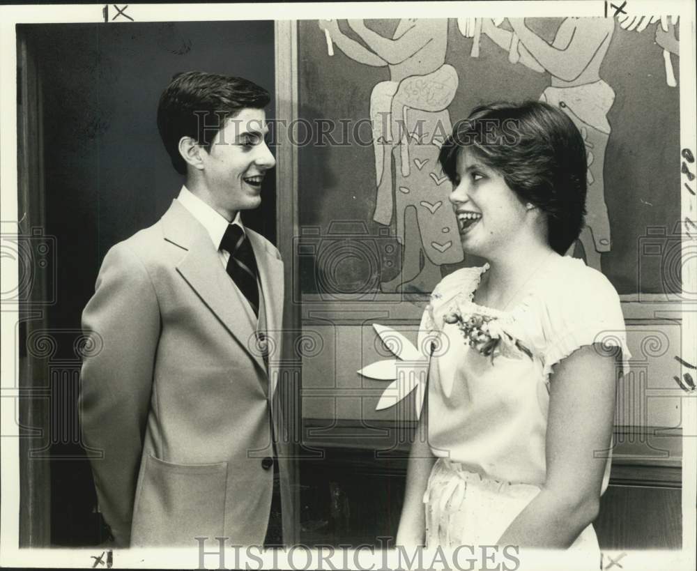 1978 Press Photo Ford Graham and Liz Waters take a break from the dance floor