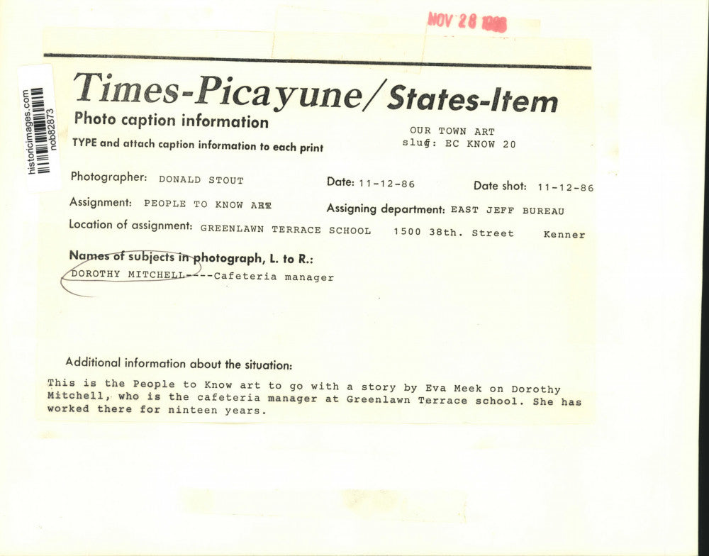 1986 Press Photo Dorothy Mitchell, cafeteria manager Greenlawn Terrace School