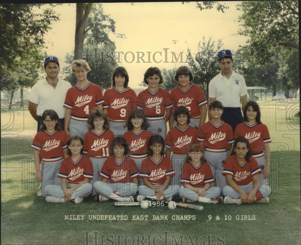 1986 Press Photo Softball - Members of the Mike Miley Angels Softball team- Historic Images