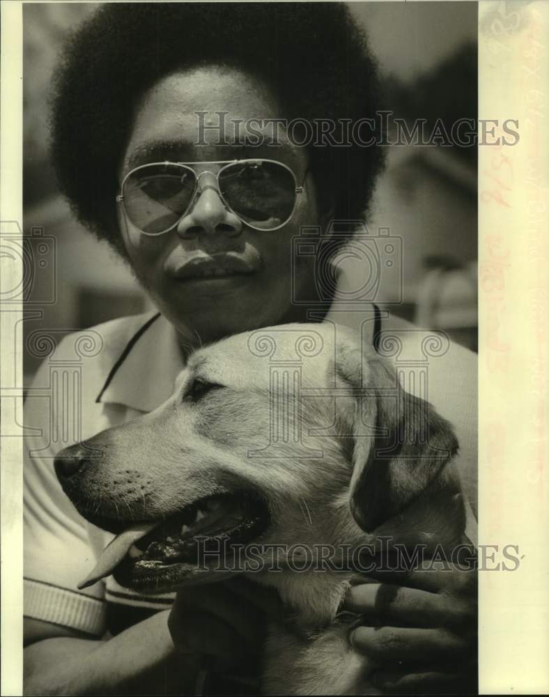 1981 Press Photo Blind, James Marcel Mercadel Jr., 21, with leader dog Nugget- Historic Images