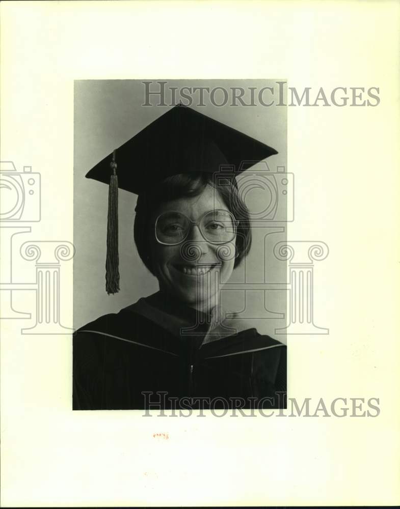 1986 Press Photo Ann Jorns Melvin, Tulane Medical School graduate - nob83615- Historic Images