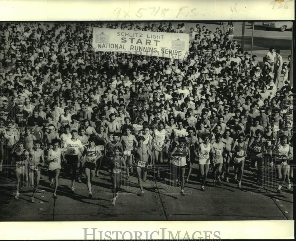 1979 Press Photo 1500 Runners, Starting Line, New Orleans Schlitz Light 10K Race- Historic Images