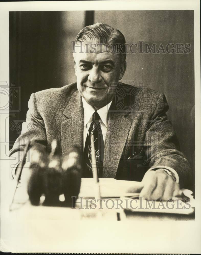 Load image into Gallery viewer, 1959 Press Photo Robert Miller as general manager of United Fruit Company
