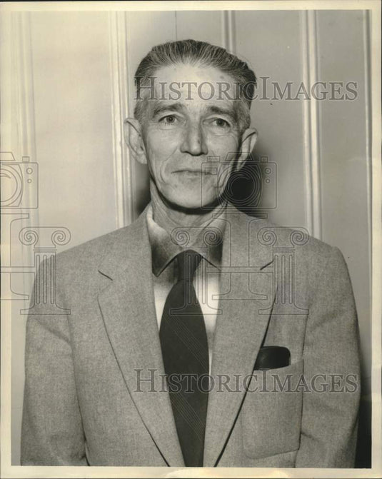 1959 Press Photo Peter Miller, president of New Orleans Jazz Club, at Arnaud's