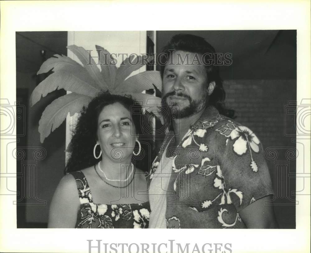 1933 Press Photo Mike and Jan Miller at fundraiser for Slidell hospice- Historic Images