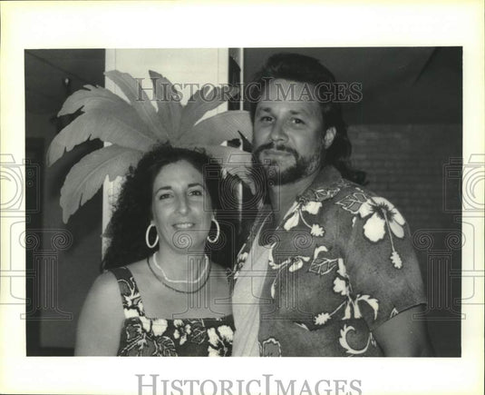 1933 Press Photo Mike and Jan Miller at fundraiser for Slidell hospice- Historic Images
