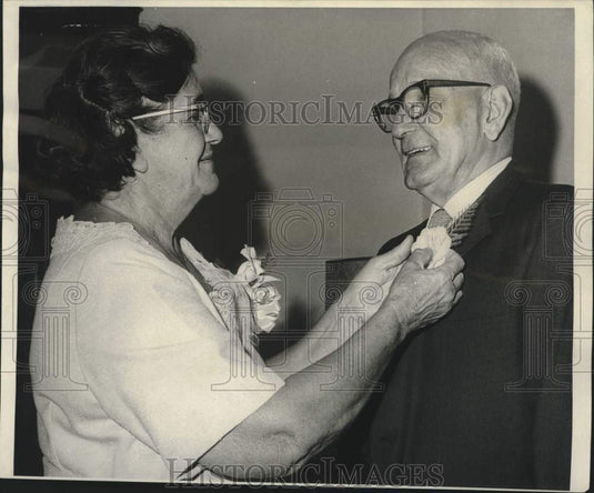 1969 Press Photo Mr. & Mrs. Isador Millet celebrate golden wedding anniversary