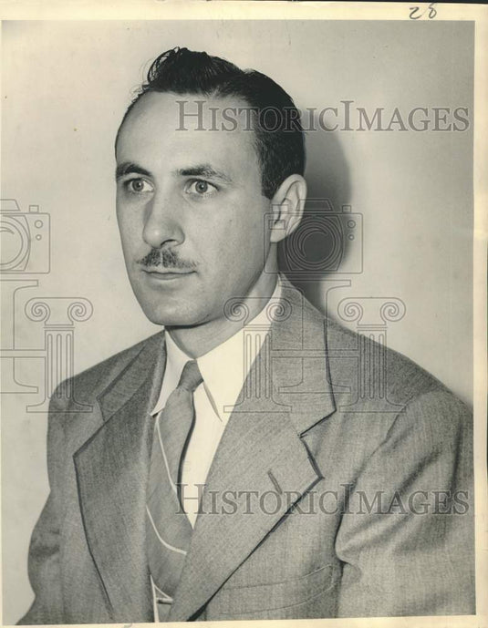 1949 Press Photo Dr. Gwynn S. McPeek, director of university choral activities