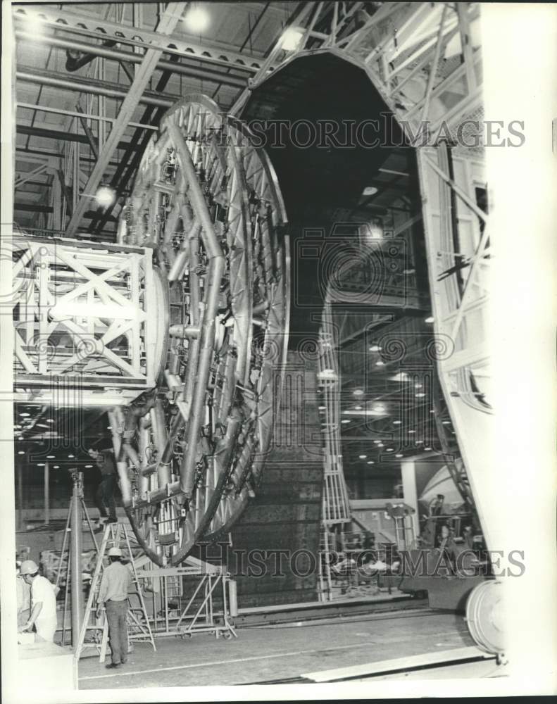 1976 Press Photo Huge machines at Michoud- Historic Images