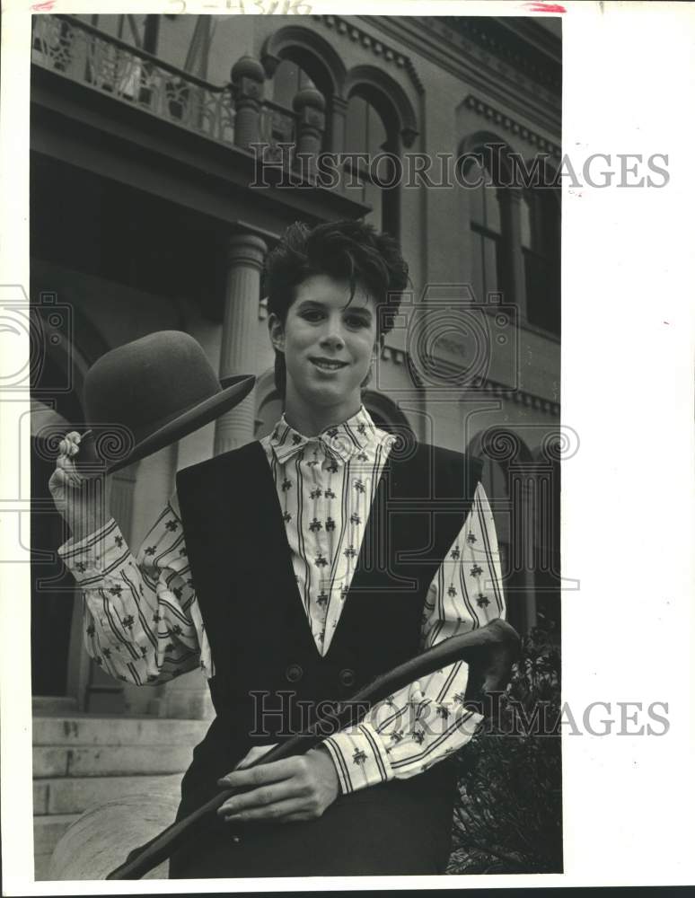 1986 Press Photo &quot;Colleen of the Year&quot; Kelly McClanahan at Algiers Courthouse- Historic Images