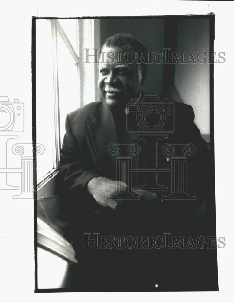 Press Photo Reverend J. Allen McDonald, Pastor of Mt Alene AME church, Slidell- Historic Images