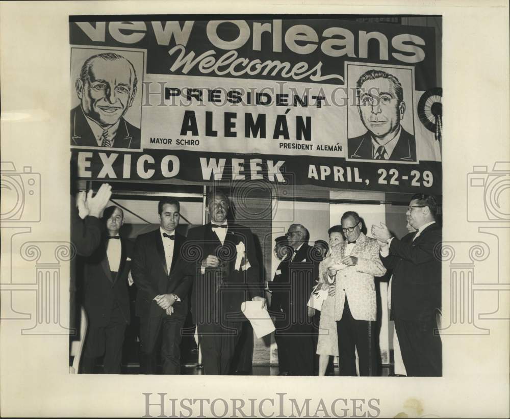 1965 Press Photo New Orleans delegates during the Mexico Week - nob87274
