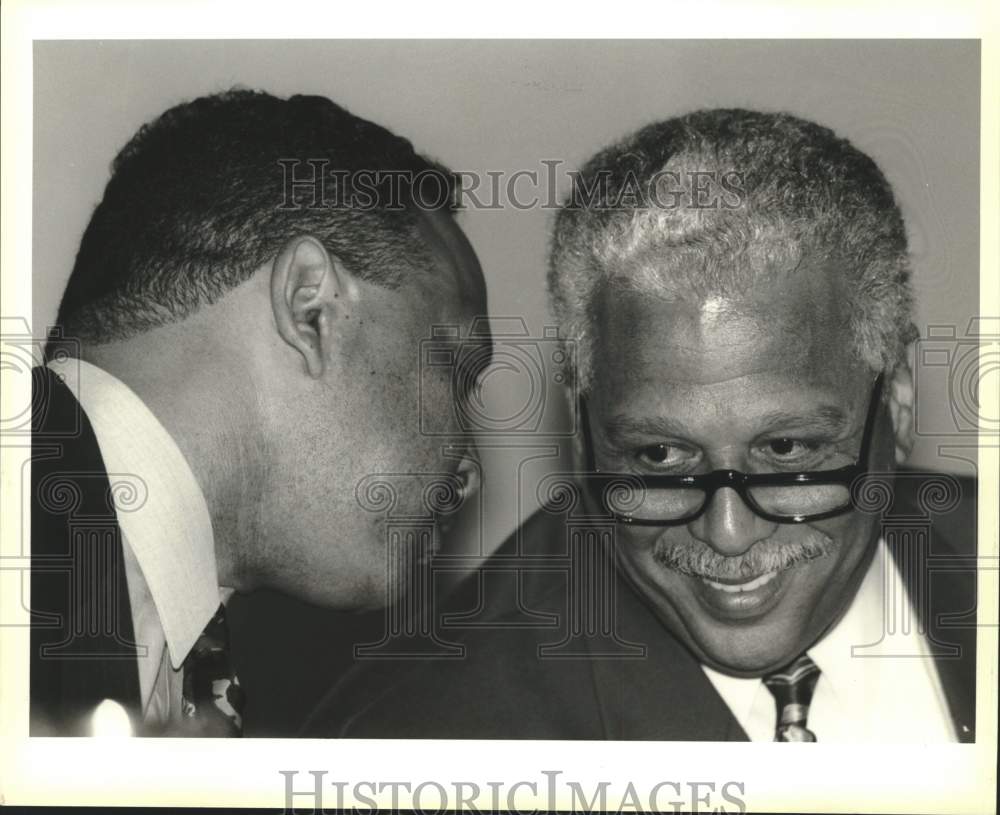 1995 Press Photo Mayor Marc Morial talks while Alden J. McDonald lends an ear- Historic Images