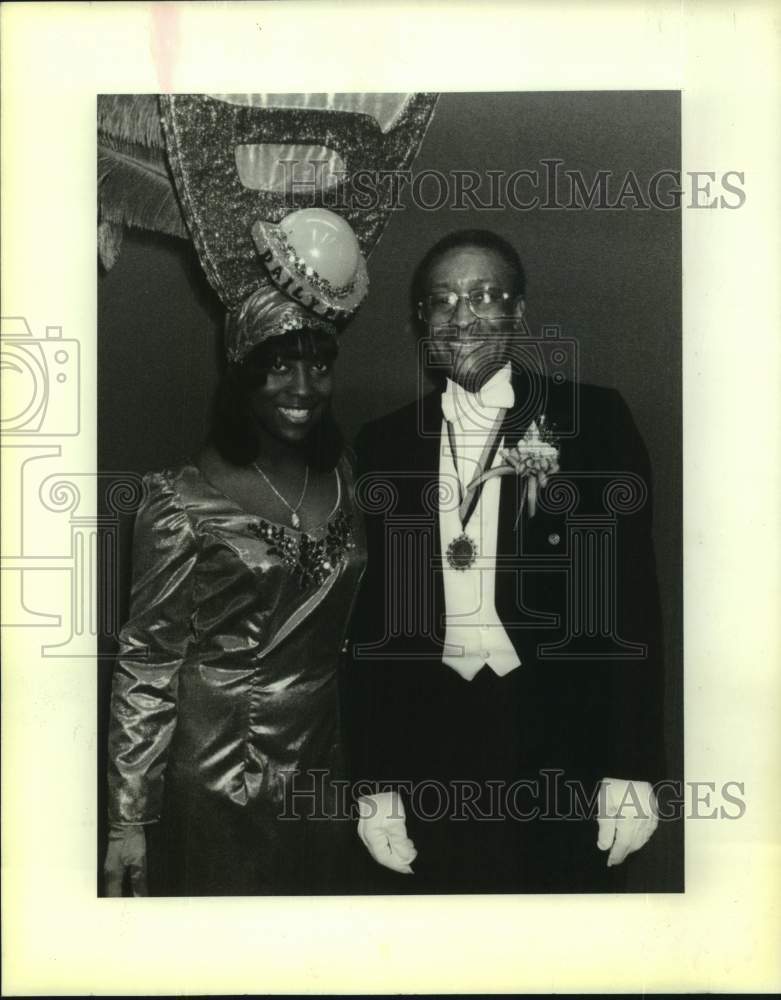 1995 Press Photo Maid Keshunda Jones and Duke Herman Myles Sr. at the Zulu Ball- Historic Images