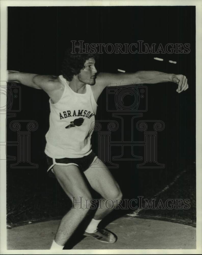 1975 Press Photo Track Athlete - David Munson of Abramson - nob88050- Historic Images