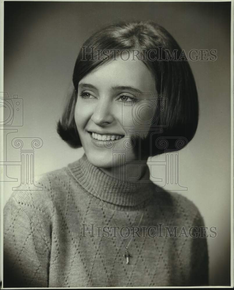1967 Press Photo Patricia Louise Manson, Maid, Krewe Of Athenians Ball