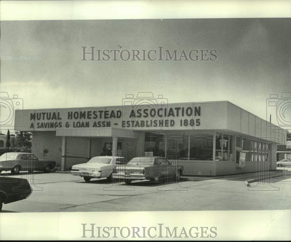 1976 Press Photo Mutual Homestead Association Savings And Loan Branch Office- Historic Images