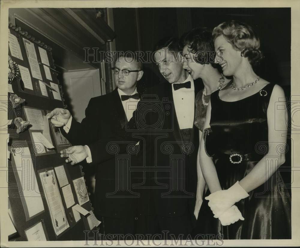 1962 Press Photo Attendees At Betwixt & Between Dance, New Orleans Country Club