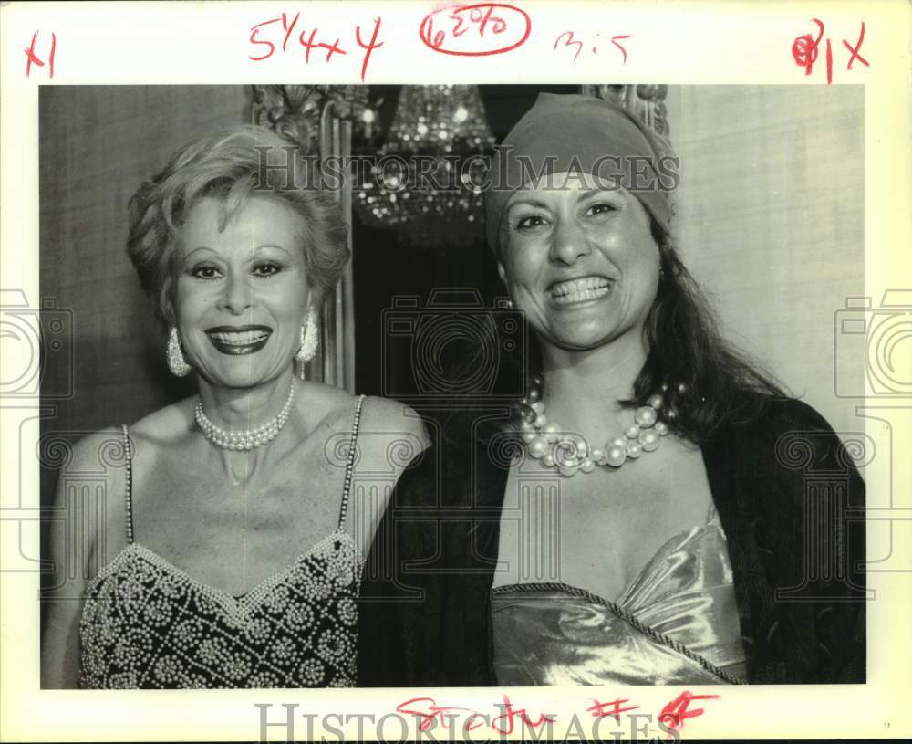 1993 Press Photo Carole Nordin, Alison Scott at Alliance Francaise Gala- Historic Images