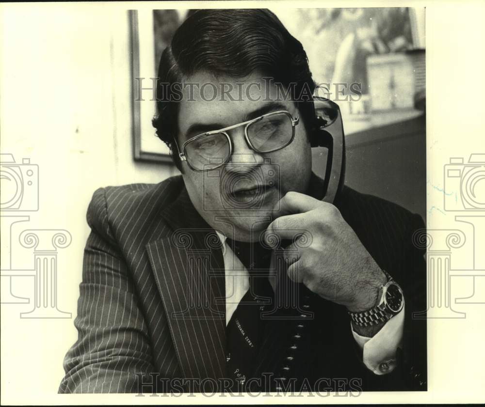 1979 Press Photo Mervin Muniz, Racing Secretary At Fair Grounds Race Track- Historic Images