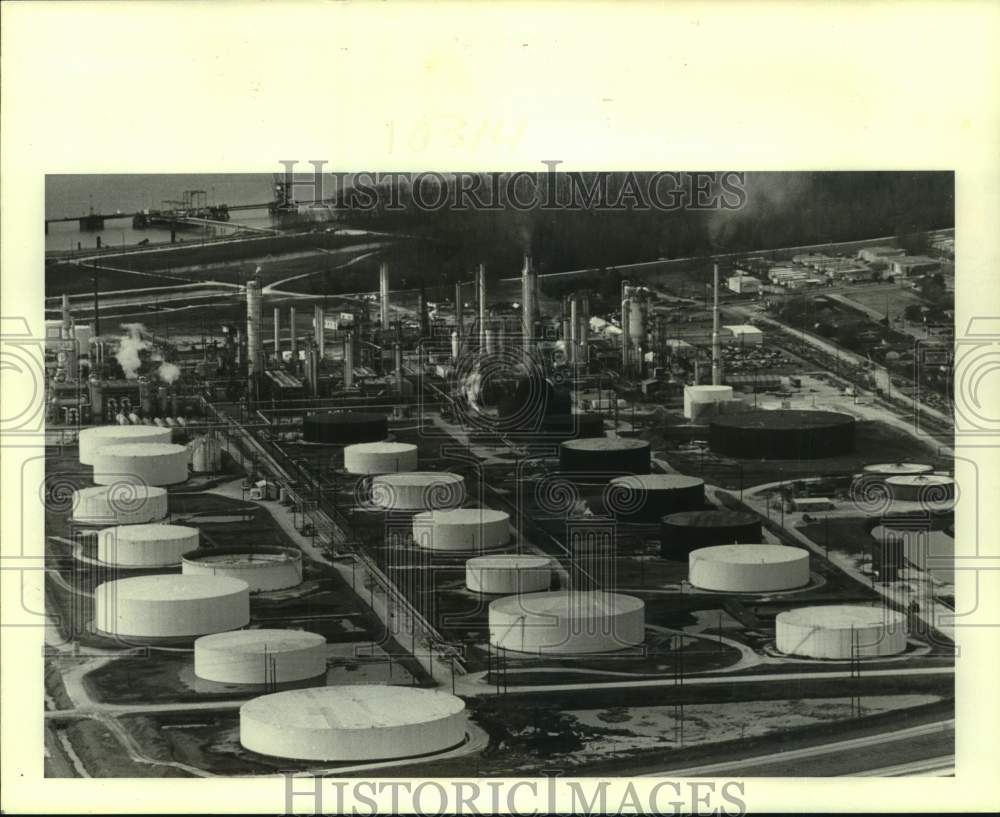 1985 Press Photo An aerial view of Murphy Oil Refinery in Meraux- Historic Images